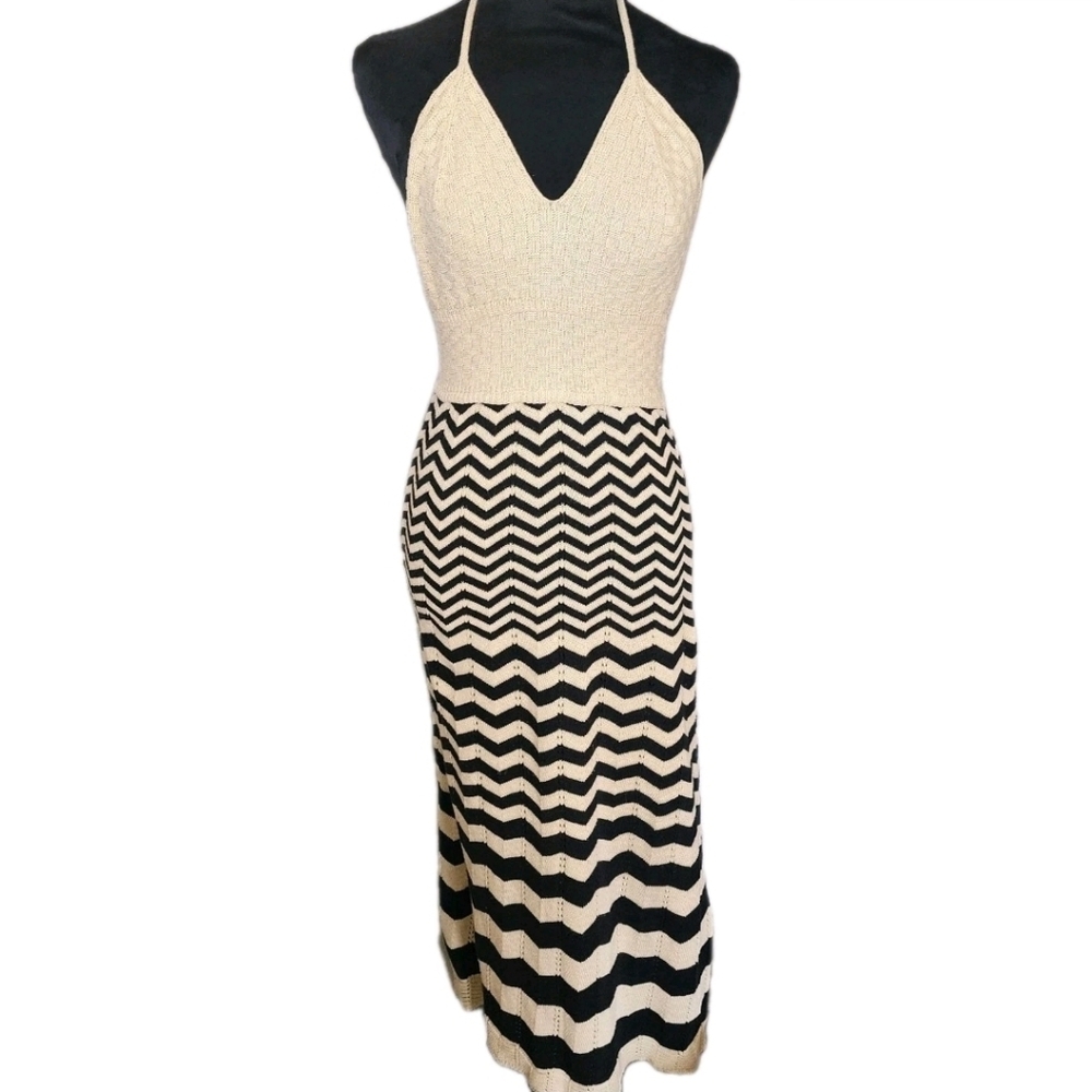 The I&P Moraki Women's S Knit Chevron Long Halter Dress is a trendy and stylish